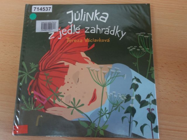 "Jůlinka ze zahrádky" - Myšičky v knihovně